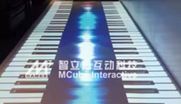 淘气堡新一代吸金利器——用脚弹奏的“钢琴”